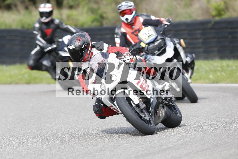 /53 16.09.2025 Track Day Domi Aegerter ADR/Gruppe gelb/44